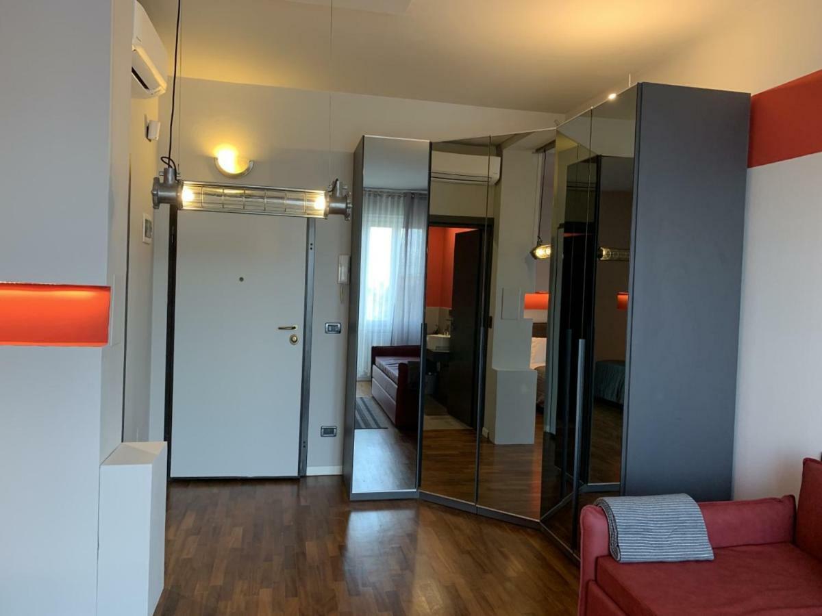 Carlotta Station Suite Bologna Ngoại thất bức ảnh