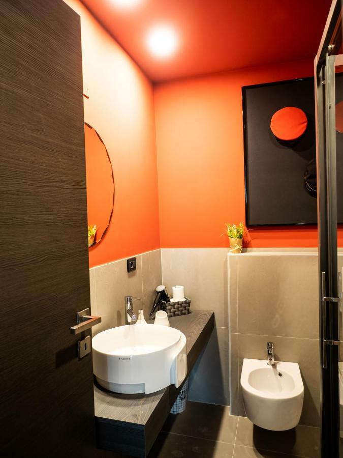 Carlotta Station Suite Bologna Ngoại thất bức ảnh